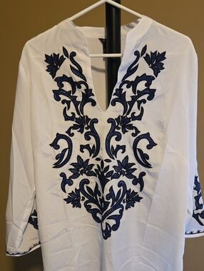White Tunic Top with Navy Embroidered Floral Detail - Women's Tunic XL
